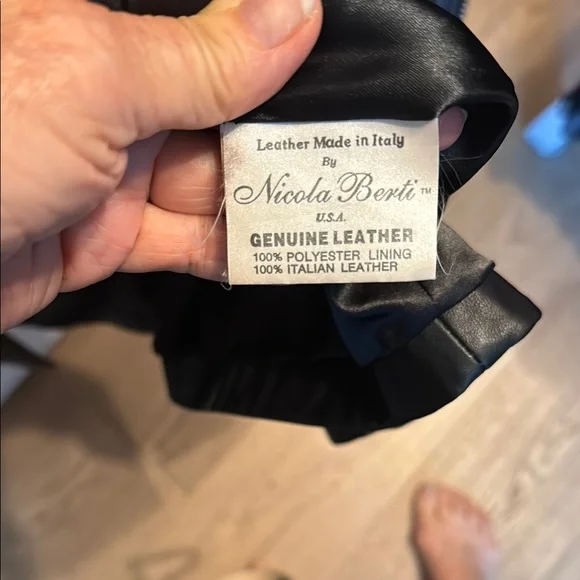 Nicola Berti Ruffled Black Women's Jacket/Coat - Picture 8 of 11